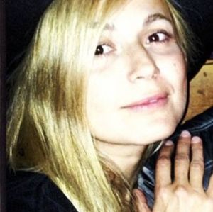 Meet your Posher, Mira